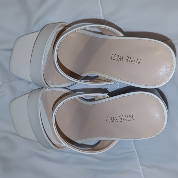 Like new white block heel - Picture 5 of 6